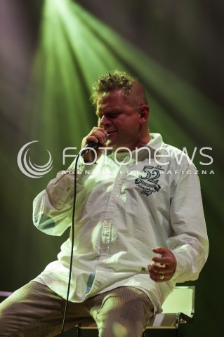  18.03.2014 WARSZAWA <br />
KONCERT KULT UNPLUGGED W SALI KONGRESOWEJ<br />
N/Z KAZIK STASZEWSKI<br />
 