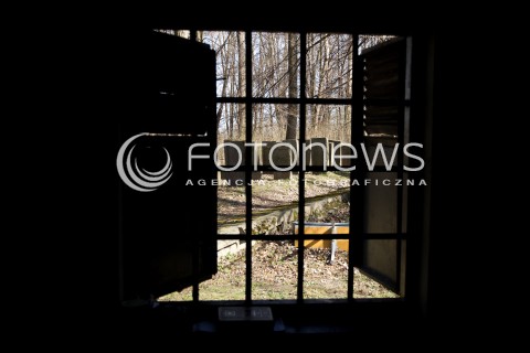  21.03.2014 LEZAJSK <br />PIELGRZYMKA CHASYDOW DO GROBU CADYKA ELIMELECHA WEISSBLUMA W LEZAJSKU W ROCZNICE JEGO SMIERCI. <br />W NIEDZIELE MA PRZYBYC OKOLO 7 TYSIECY PIELGRZYMOW Z CALEGO SWIATA<br /> 