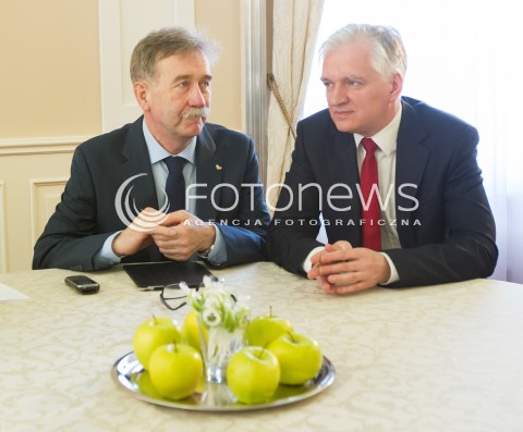  22.03.2014 RZESZOW<br />PREZENTACJA KANDYDATOW POLSKI RAZEM JAROSLAWA GOWINA DO PARLAMENTU EUROPEJSKIEGO NA PODKARPACIU<br />N/Z JAROSLAW GOWIN KAZIMIERZ JAWORSKI<br /> 