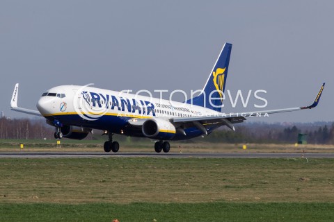  23.03.2014 JASIONKA<br />LOTNISKO RZESZOW JASIONKA<br />PORT LOTNICZY RZESZOW JASIONKA <br />N/Z SAMOLOT BOEING 737 LINII LOTNICZYCH RYANAIR REJESTRACJA EI-EMJ<br /> 