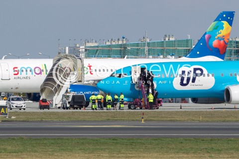 Samoloty z Chasydami na Lotnisku Rzeszów-Jasionka