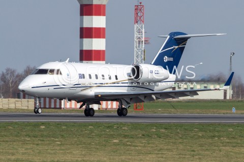  23.03.2014 JASIONKA<br />LOTNISKO RZESZOW JASIONKA<br />PORT LOTNICZY RZESZOW JASIONKA <br />N/Z SAMOLOT BOMBARDIEJ CRJ-200 CHALLENGER Z IZRAELA REJESTRACJA 4X-CZI<br /> 