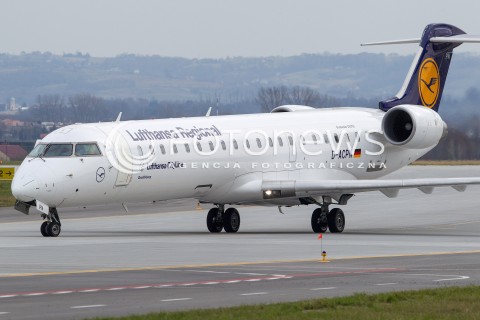  23.03.2014 JASIONKA<br />LOTNISKO RZESZOW JASIONKA<br />PORT LOTNICZY RZESZOW JASIONKA <br />N/Z SAMOLOT CANADAIR REGIONAL JET CRJ-700 LINII LOTNICZYCH LUFTHANSA REGIONAL REJESTRACJA D-ACPN<br /> 