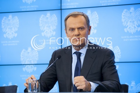  25.03.2014 WARSZAWA KONFERENCJA PREMIERA RP DONALDA TUSKA I MINISTRA PRACY I POLITYKI SPOLECZNEJ WLADYSLAWA KOSINIAKA KAMYSZA N/Z PREMIER RP DONALD TUSK  