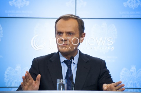  25.03.2014 WARSZAWA KONFERENCJA PREMIERA RP DONALDA TUSKA I MINISTRA PRACY I POLITYKI SPOLECZNEJ WLADYSLAWA KOSINIAKA KAMYSZA N/Z PREMIER RP DONALD TUSK  