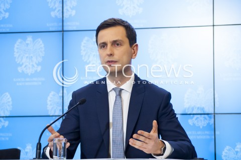  25.03.2014 WARSZAWA KONFERENCJA PREMIERA RP DONALDA TUSKA I MINISTRA PRACY I POLITYKI SPOLECZNEJ WLADYSLAWA KOSINIAKA KAMYSZA N/Z MINISTER PRACY I POLITYKI SPOLECZNEJ WLADYSLAW KOSINIAK KAMYSZ  