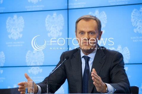  25.03.2014 WARSZAWA KONFERENCJA PREMIERA RP DONALDA TUSKA I MINISTRA PRACY I POLITYKI SPOLECZNEJ WLADYSLAWA KOSINIAKA KAMYSZA N/Z PREMIER RP DONALD TUSK  