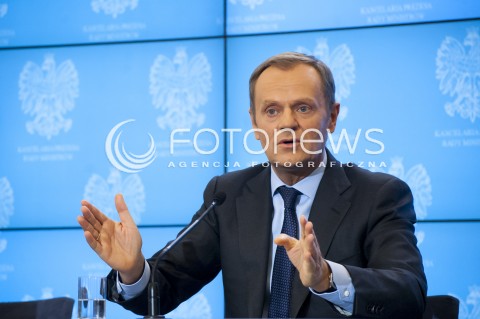  25.03.2014 WARSZAWA KONFERENCJA PREMIERA RP DONALDA TUSKA I MINISTRA PRACY I POLITYKI SPOLECZNEJ WLADYSLAWA KOSINIAKA KAMYSZA N/Z PREMIER RP DONALD TUSK  