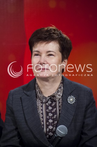  26.03.2014 WARSZAWA KONFERENCJA PRASOWA Z OKAZJI PRZYBYCIA PUCHARU MISTRZOSTW SWIATA W PILCE NOZNEJ DO WARSZAWY N/Z PREZYDENT WARSZAWY HANNA GRONKIEWICZ WALTZ  