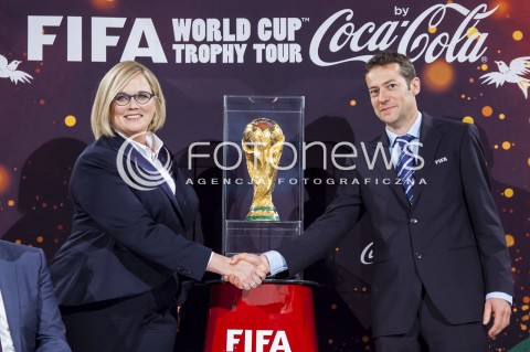  26.03.2014 WARSZAWA KONFERENCJA PRASOWA Z OKAZJI PRZYBYCIA PUCHARU MISTRZOSTW SWIATA W PILCE NOZNEJ DO WARSZAWY N/Z DYREKTOR GENERALNA COCA COLA POLAND SERVICES ANNA JAKUBOWSKA  