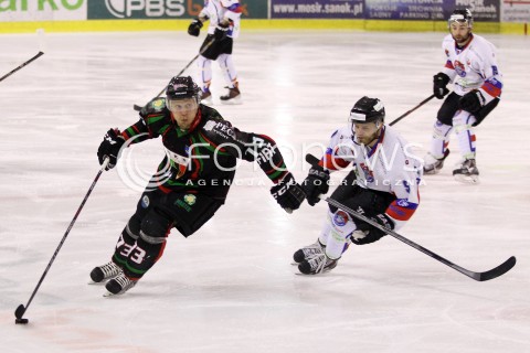  28.03.2014 SANOK HOKEJ NA LODZIE<br />PLH SEZON 2013 / 2014 - MECZ O 1. MIEJSCE FINAL<br />MECZ CIARKO PBS BANK SANOK - GKS TYCHY<br />N/Z JOSEF VITEK PETR SINAGL <br /> 