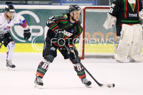  28.03.2014 SANOK HOKEJ NA LODZIE<br />PLH SEZON 2013 / 2014 - MECZ O 1. MIEJSCE FINAL<br />MECZ CIARKO PBS BANK SANOK - GKS TYCHY<br />N/Z MICHAL KOTLORZ SYLWETKA <br /> 