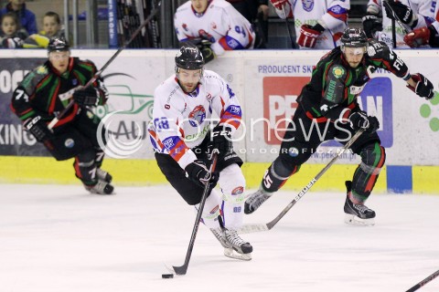  28.03.2014 SANOK HOKEJ NA LODZIE<br />PLH SEZON 2013 / 2014 - MECZ O 1. MIEJSCE FINAL<br />MECZ CIARKO PBS BANK SANOK - GKS TYCHY<br />N/Z MARCIN BIALY LUKASZ SOKOL <br /> 