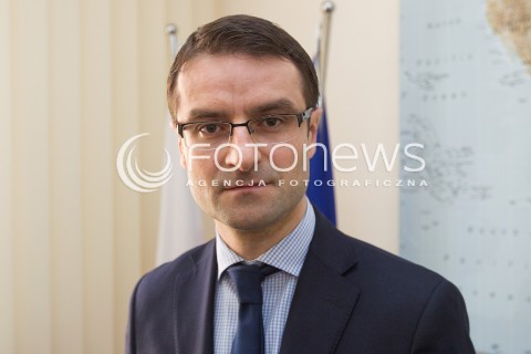  30.03.2014 RZESZOW <br />PREZENTACJA KANDYDATOW PIS DO PARLAMENTU EUROPEJSKIEGO NA PODKARPACIU<br />N/Z TOMASZ POREBA ( NR 1 NA LISCIE ) <br /> 