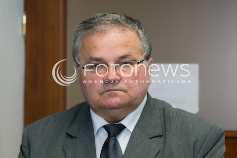  30.03.2014 RZESZOW <br />PREZENTACJA KANDYDATOW PIS DO PARLAMENTU EUROPEJSKIEGO NA PODKARPACIU<br />N/Z STANISLAW OZOG ( NR 3 NA LISCIE ) <br /> 