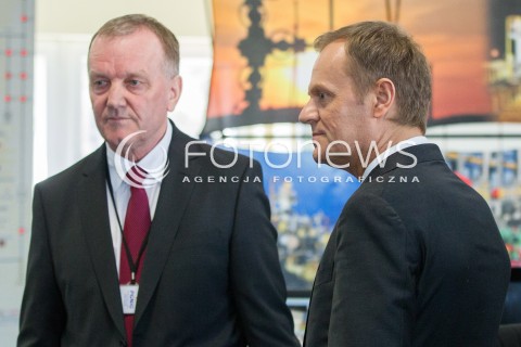  30.03.2014 HUSOW <br />WIZYTA PREMIERA DONALDA TUSKA NA TERENIE PODZIEMNEGO MAGAZYNU GAZU ZIEMNEGO W HUSOWIE NA PODKARPACIU<br />N/Z DONALD TUSK<br /> 