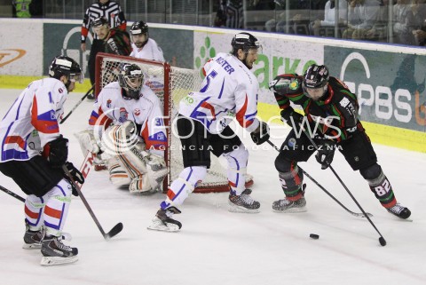  03.04.2014 SANOK HOKEJ NA LODZIE<br />PLH SEZON 2013 / 2014 - MECZ O 1. MIEJSCE FINAL<br />MECZ CIARKO PBS BANK SANOK - GKS TYCHY<br />N/Z MIKOLAJ LOPUSKI MARTIN RICHTER JOHN MURRAY <br /> 