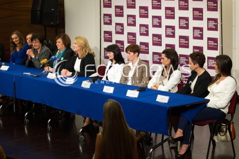  04.04.2014 RZESZOW<br />V KONFERENCJA KOBIETA AKTYWNA Z UDZIALEM MALZONKI PREZYDENTA RP ANNY KOMOROWSKIEJ<br />N/Z KONFERENCJA PRASOWA PANEL<br /> 