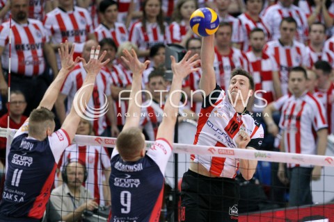  04.04.2014 RZESZOW <br />SIATKOWKA PLUS LIGA 2013/2014 MEN VOLLEYBALL POLAND POLISH PLUSLIGA LEAGUE SEASON 2013/2014 RUNDA PLAY-OFF POLFINAL SEMIFINAL<br />MECZ ASSECO RESOVIA - ZAKSA KEDZIERZYN KOZLE<br />N/Z JOCHEN SCHOPS LUKASZ WISNIEWSKI DICK KOOY <br /> 