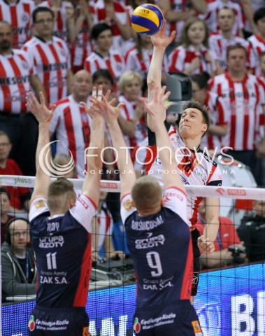  04.04.2014 RZESZOW <br />SIATKOWKA PLUS LIGA 2013/2014 MEN VOLLEYBALL POLAND POLISH PLUSLIGA LEAGUE SEASON 2013/2014 RUNDA PLAY-OFF POLFINAL SEMIFINAL<br />MECZ ASSECO RESOVIA - ZAKSA KEDZIERZYN KOZLE<br />N/Z JOCHEN SCHOPS LUKASZ WISNIEWSKI DICK KOOY <br /> 