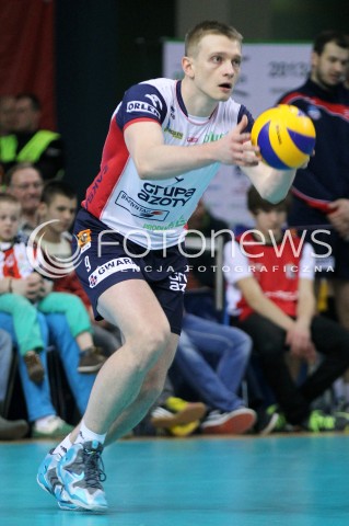  05.04.2014 RZESZOW <br />SIATKOWKA PLUS LIGA 2013/2014 MEN VOLLEYBALL POLAND POLISH PLUSLIGA LEAGUE SEASON 2013/2014 RUNDA PLAY-OFF POLFINAL SEMIFINAL<br />MECZ ASSECO RESOVIA - ZAKSA KEDZIERZYN KOZLE<br />N/Z LUKASZ WISNIEWSKI SYLWETKA <br /> 