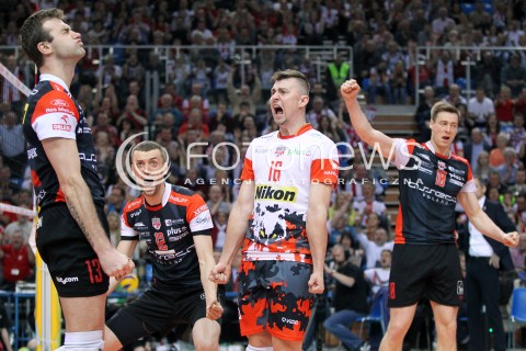  05.04.2014 RZESZOW <br />SIATKOWKA PLUS LIGA 2013/2014 MEN VOLLEYBALL POLAND POLISH PLUSLIGA LEAGUE SEASON 2013/2014 RUNDA PLAY-OFF POLFINAL SEMIFINAL<br />MECZ ASSECO RESOVIA - ZAKSA KEDZIERZYN KOZLE<br />N/Z KRZYSZTOF IGNACZAK LUKASZ PERLOWSKI JOCHEN SCHOPS PETER VERES RADOSC EMOCJE <br /> 
