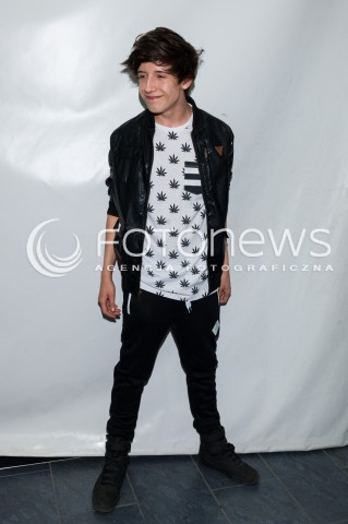  08.04.2014 WARSZAWA <br />PROMOCJA ALBUMU YOUNG STARS W EMPIKU<br />N/Z DAWID KWIATKOWSKI<br /> 
