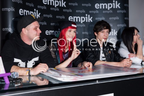  08.04.2014 WARSZAWA <br />PROMOCJA ALBUMU YOUNG STARS W EMPIKU<br />N/Z SASZAN DAWID KWIATKOWSKI<br /> 