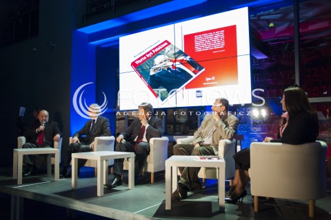 Prezentacja albumu "Prezydent Lech Kaczyński - Warto być Polakiem"