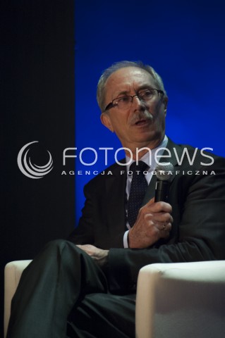  09.04.2014 WARSZAWA UROCZYSTA PREZENTACJA ALBUMU PT. PREZYDENT LECH KACZYNSKI WARTO BYC POLAKIEM N/Z  STANISLAW KOSTRZEWSKI  