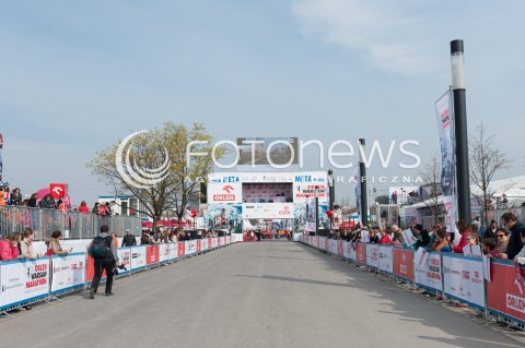  13.04.2014 WARSZAWA <br />ORLEN WARSAW MARATHON START<br />N/Z META<br /> 