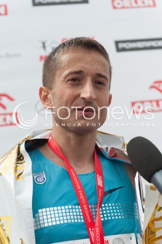  13.04.2014 WARSZAWA <br />ORLEN WARSAW MARATHON BIEG NA 42 KM<br />N/Z HENRYK SZOST<br /> 