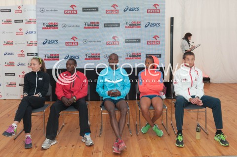  13.04.2014 WARSZAWA <br />ORLEN WARSAW MARATHON KONFERENCJA PRASOWA<br />N/Z HENRYK SZOST TADESSA TOLA MARTIN MUKELE SVETLANA KUDELICZ EHILE BIZUAYEHU<br /> 