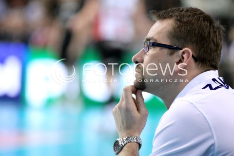 17.04.2014 RZESZOW <br />SIATKOWKA PLUS LIGA 2013/2014 MEN VOLLEYBALL POLAND POLISH PLUSLIGA LEAGUE SEASON 2013/2014 RUNDA PLAY-OFF POLFINAL SEMIFINAL<br />MECZ ASSECO RESOVIA - ZAKSA KEDZIERZYN KOZLE<br />N/Z SEBASTIAN SWIDERSKI TRENER ( HEAD COACH ) <br /> 