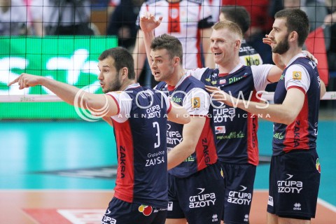  17.04.2014 RZESZOW <br />SIATKOWKA PLUS LIGA 2013/2014 MEN VOLLEYBALL POLAND POLISH PLUSLIGA LEAGUE SEASON 2013/2014 RUNDA PLAY-OFF POLFINAL SEMIFINAL<br />MECZ ASSECO RESOVIA - ZAKSA KEDZIERZYN KOZLE<br />N/Z DOMINIK WITCZAK DICK KOOY MARCIN MOZDZONEK PAWEL ZAGUMNY RADOSC EMOCJE <br /> 