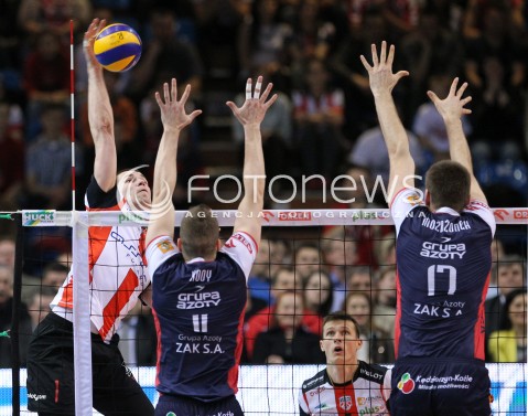  17.04.2014 RZESZOW <br />SIATKOWKA PLUS LIGA 2013/2014 MEN VOLLEYBALL POLAND POLISH PLUSLIGA LEAGUE SEASON 2013/2014 RUNDA PLAY-OFF POLFINAL SEMIFINAL<br />MECZ ASSECO RESOVIA - ZAKSA KEDZIERZYN KOZLE<br />N/Z DAWID KONARSKI DICK KOOY MARCIN MOZDZONEK <br /> 
