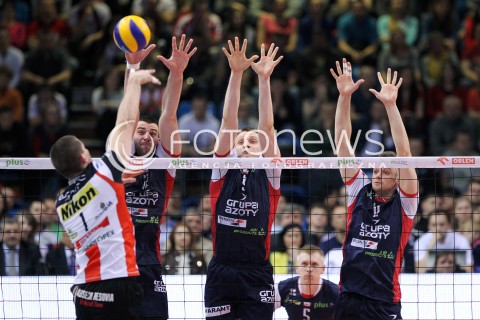  17.04.2014 RZESZOW <br />SIATKOWKA PLUS LIGA 2013/2014 MEN VOLLEYBALL POLAND POLISH PLUSLIGA LEAGUE SEASON 2013/2014 RUNDA PLAY-OFF POLFINAL SEMIFINAL<br />MECZ ASSECO RESOVIA - ZAKSA KEDZIERZYN KOZLE<br />N/Z GRZEGORZ BOCIEK DICK KOOY LUKASZ WISNIEWSKI <br /> 