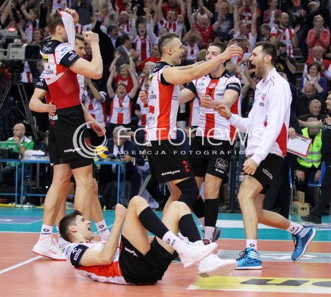  17.04.2014 RZESZOW <br />SIATKOWKA PLUS LIGA 2013/2014 MEN VOLLEYBALL POLAND POLISH PLUSLIGA LEAGUE SEASON 2013/2014 RUNDA PLAY-OFF POLFINAL SEMIFINAL<br />MECZ ASSECO RESOVIA - ZAKSA KEDZIERZYN KOZLE<br />N/Z NIKOLAY PENCZEV PENCHEV PAUL LOTMAN GRZEGORZ KOSOK RADOSC EMOCJE WYGRANA ZWYCIESTWO AWANS<br /> 