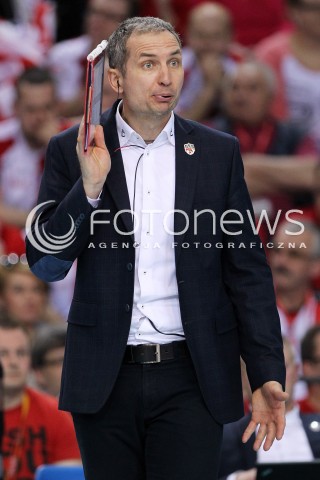 22.04.2014 RZESZOW <br />SIATKOWKA PLUS LIGA 2013/2014 MEN VOLLEYBALL POLAND POLISH PLUSLIGA LEAGUE SEASON 2013/2014 RUNDA PLAY-OFF FINAL - 1. MECZ<br />MECZ ASSECO RESOVIA - PGE SKRA BELCHATOW<br />N/Z ANDRZEJ KOWAL TRENER ( HEAD COACH ) SYLWETKA <br /> 