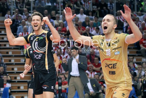  22.04.2014 RZESZOW <br />SIATKOWKA PLUS LIGA 2013/2014 MEN VOLLEYBALL POLAND POLISH PLUSLIGA LEAGUE SEASON 2013/2014 RUNDA PLAY-OFF FINAL - 1. MECZ<br />MECZ ASSECO RESOVIA - PGE SKRA BELCHATOW<br />N/Z STEPHANE ANTIGA PAWEL ZATORSKI RADOSC EMOCJE SYLWETKA <br /> 