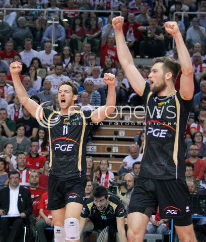  22.04.2014 RZESZOW <br />SIATKOWKA PLUS LIGA 2013/2014 MEN VOLLEYBALL POLAND POLISH PLUSLIGA LEAGUE SEASON 2013/2014 RUNDA PLAY-OFF FINAL - 1. MECZ<br />MECZ ASSECO RESOVIA - PGE SKRA BELCHATOW<br />N/Z STEPHANE ANTIGA ANDRZEJ WRONA RADOSC EMOCJE  SYLWETKA <br /> 
