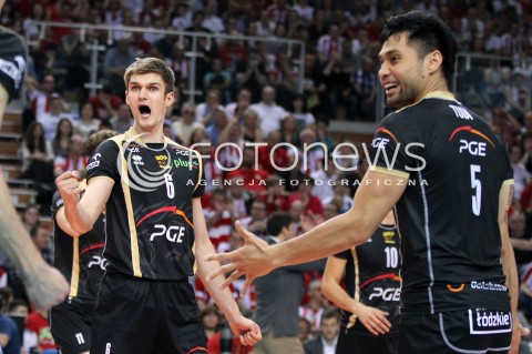  22.04.2014 RZESZOW <br />SIATKOWKA PLUS LIGA 2013/2014 MEN VOLLEYBALL POLAND POLISH PLUSLIGA LEAGUE SEASON 2013/2014 RUNDA PLAY-OFF FINAL - 1. MECZ<br />MECZ ASSECO RESOVIA - PGE SKRA BELCHATOW<br />N/Z KAROL KLOS RADOSC EMOCJE SAMUEL TUIA <br /> 