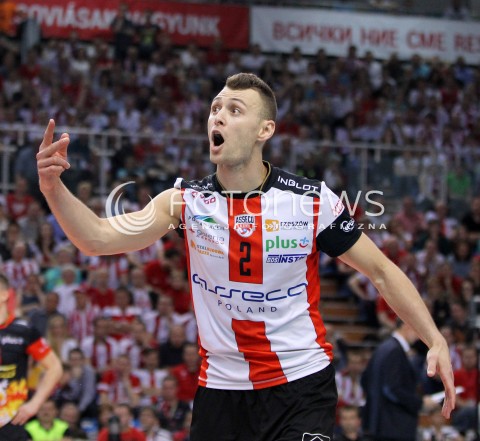  22.04.2014 RZESZOW <br />SIATKOWKA PLUS LIGA 2013/2014 MEN VOLLEYBALL POLAND POLISH PLUSLIGA LEAGUE SEASON 2013/2014 RUNDA PLAY-OFF FINAL - 1. MECZ<br />MECZ ASSECO RESOVIA - PGE SKRA BELCHATOW<br />N/Z PAUL LOTMAN ZLOSC SYLWETKA<br /> 