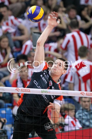  23.04.2014 RZESZOW <br />SIATKOWKA PLUS LIGA 2013/2014 MEN VOLLEYBALL POLAND POLISH PLUSLIGA LEAGUE SEASON 2013/2014 RUNDA PLAY-OFF FINAL - 2. MECZ<br />MECZ ASSECO RESOVIA - PGE SKRA BELCHATOW<br />N/Z DAWID KONARSKI SYLWETKA ATAK<br /> 