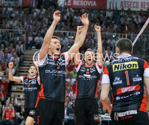  23.04.2014 RZESZOW <br />SIATKOWKA PLUS LIGA 2013/2014 MEN VOLLEYBALL POLAND POLISH PLUSLIGA LEAGUE SEASON 2013/2014 RUNDA PLAY-OFF FINAL - 2. MECZ<br />MECZ ASSECO RESOVIA - PGE SKRA BELCHATOW<br />N/Z LUKAS TICHACEK LUKASZ PERLOWSKI RADOSC EMOCJE <br /> 