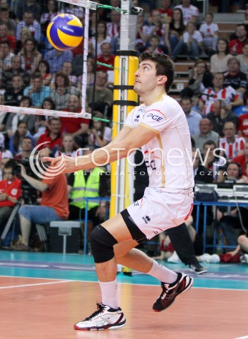  23.04.2014 RZESZOW <br />SIATKOWKA PLUS LIGA 2013/2014 MEN VOLLEYBALL POLAND POLISH PLUSLIGA LEAGUE SEASON 2013/2014 RUNDA PLAY-OFF FINAL - 2. MECZ<br />MECZ ASSECO RESOVIA - PGE SKRA BELCHATOW<br />N/Z NICOLAS URIARTE SYLWETKA <br /> 