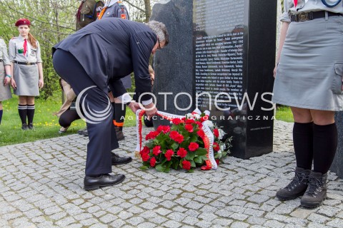  24.04.2014 LODZ WIZYTA PARY PREZYDENCKIEJ W LODZI Z OKAZJI 100 URODZIN JANA KARSKIEGO N/Z PREZYDENT BRONISLAW KOMOROWSKI SYLWETKA  