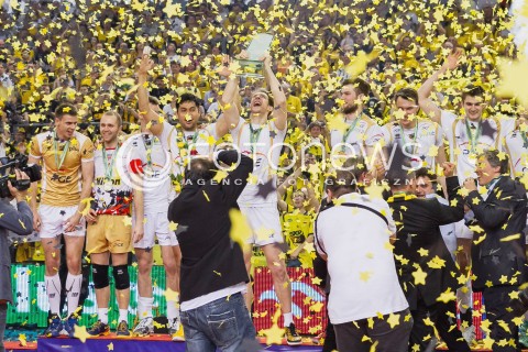  27.04.2014 BELCHATOW<br /><br />SIATKOWKA PLUS LIGA 2013/2014 MEN VOLLEYBALL POLAND POLISH PLUSLIGA LEAGUE SEASON 2013/2014 RUNDA PLAY-OFF FINAL - MECZ NR 3<br /><br />MECZ PGE SKRA BELCHATOW - ASSECO RESOVIA<br /><br />N/Z STEPHANE ANTIGA ZDJECIE GRUPOWE GRUPOWKA WYGRANA ZWYCIESTWO RADOSC EMOCJE PUCHAR - PGE SKRA BELCHATOW - MISTRZ POLSKI 2014<br /><br /> 