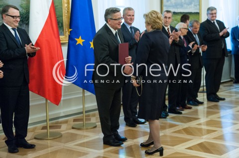  30.04.2014 WARSZAWA <br />UROCZYSTOSC POWOLANIA PIERWSZEGO PREZESA SADU NAJWYZSZEGO W BELWEDERZE<br />N/Z PREZYDENT RP BRONISLAW KOMOROWSKI    PREZES SN MALGORZATA GERSDORF  <br /> 