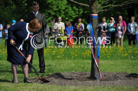  01.05.2014 WARSZAWA <br />PIKNIK EUROPEJSKI W LAZIENKACH KROLEWSKICH<br />N/Z ANNA KOMOROWSKA   <br /> 